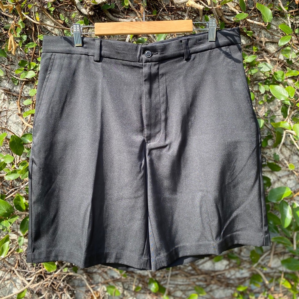 Men’s Golf America Solid Flat Front Golf Shorts